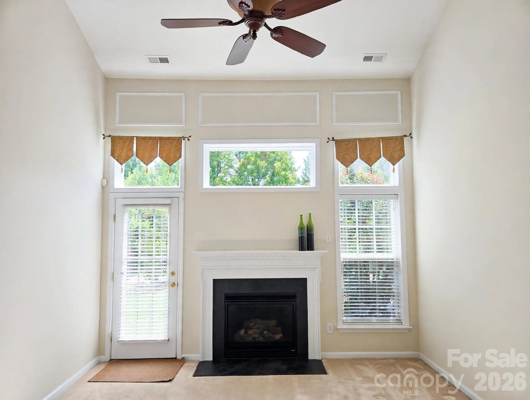 Townhouse at 621 Colbert Way, Fort Mill, photo 14 of 39