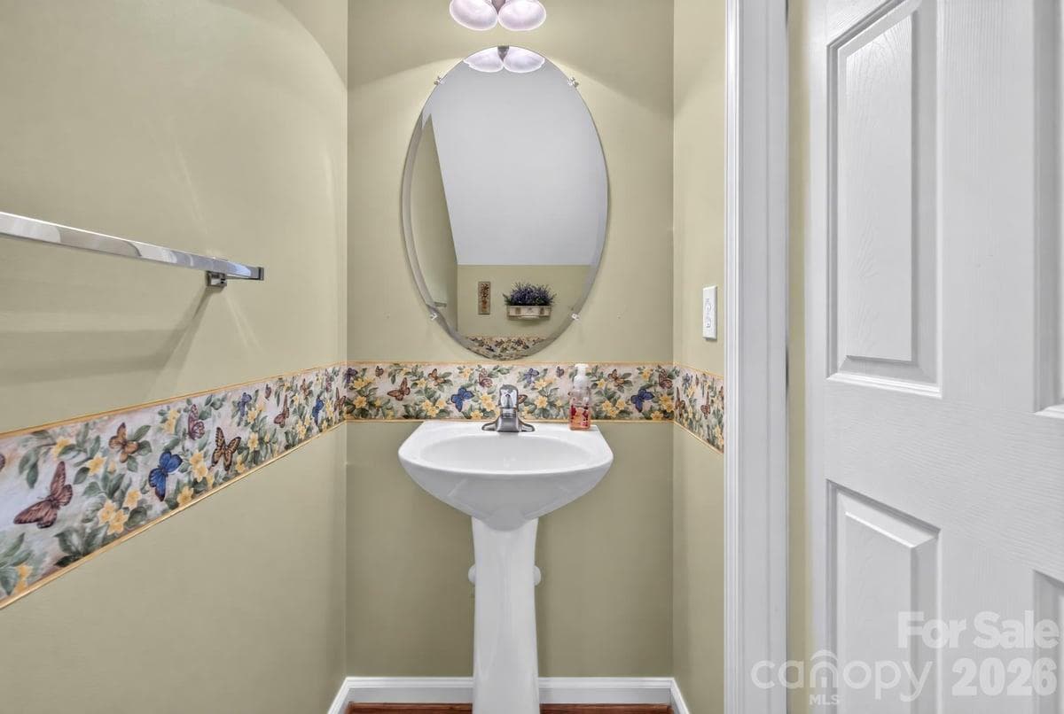 Townhouse at 621 Colbert Way, Fort Mill, photo 15 of 39