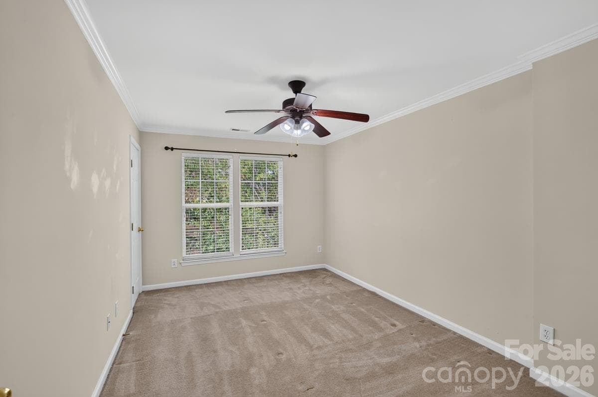 Townhouse at 621 Colbert Way, Fort Mill, photo 32 of 39