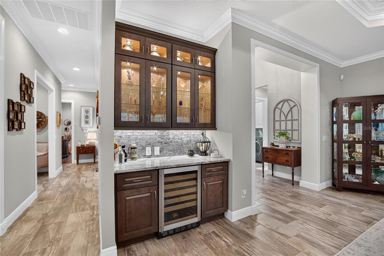 Built-In Dry Bar w/Wine Refrigerator - 5002 EMERALD ISLE DR, WIMAUMA