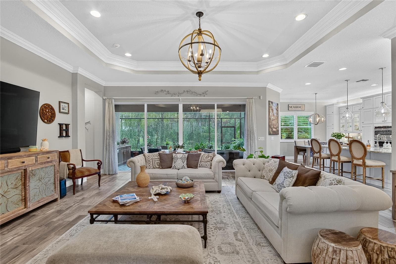 Great Room View to Oversized Lanai - 5002 EMERALD ISLE DR, WIMAUMA