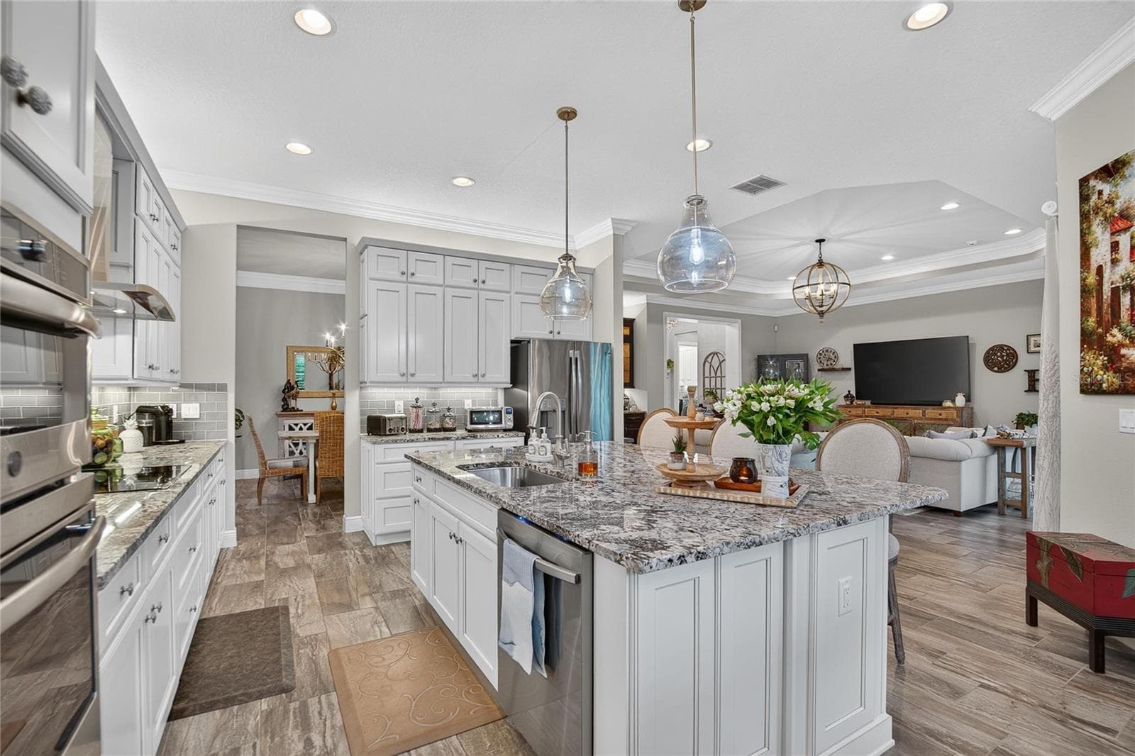 GL Model View Kitchen w/Oversized Island - 5002 EMERALD ISLE DR, WIMAUMA