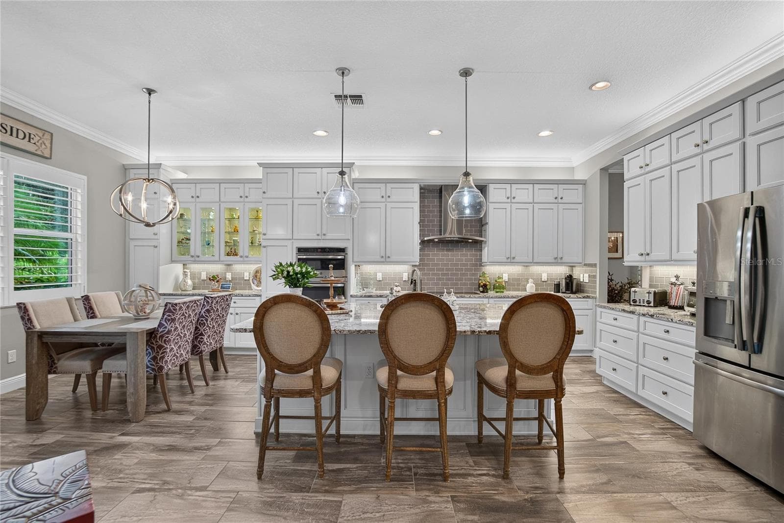 Kitchen/Dinette Combination - 5002 EMERALD ISLE DR, WIMAUMA