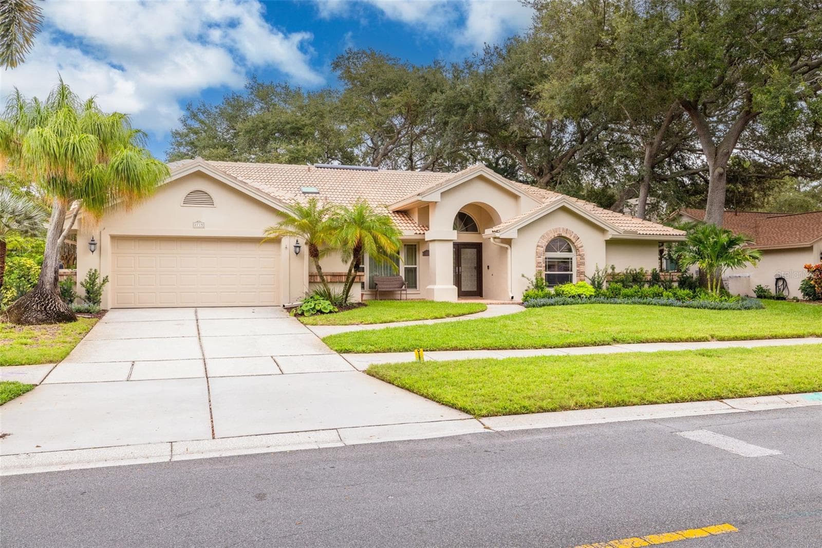 Single Family Residence at 2715 COUNTRY WOODS LN, PALM HARBOR, photo 2 of 44