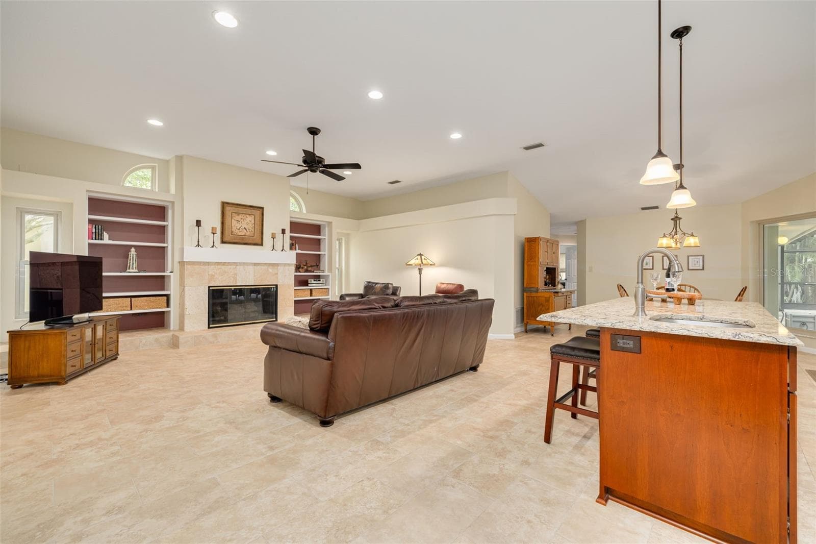 Single Family Residence at 2715 COUNTRY WOODS LN, PALM HARBOR, photo 9 of 44
