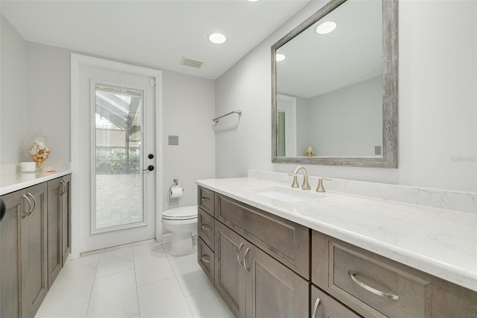 Single Family Residence at 2715 COUNTRY WOODS LN, PALM HARBOR, photo 40 of 44