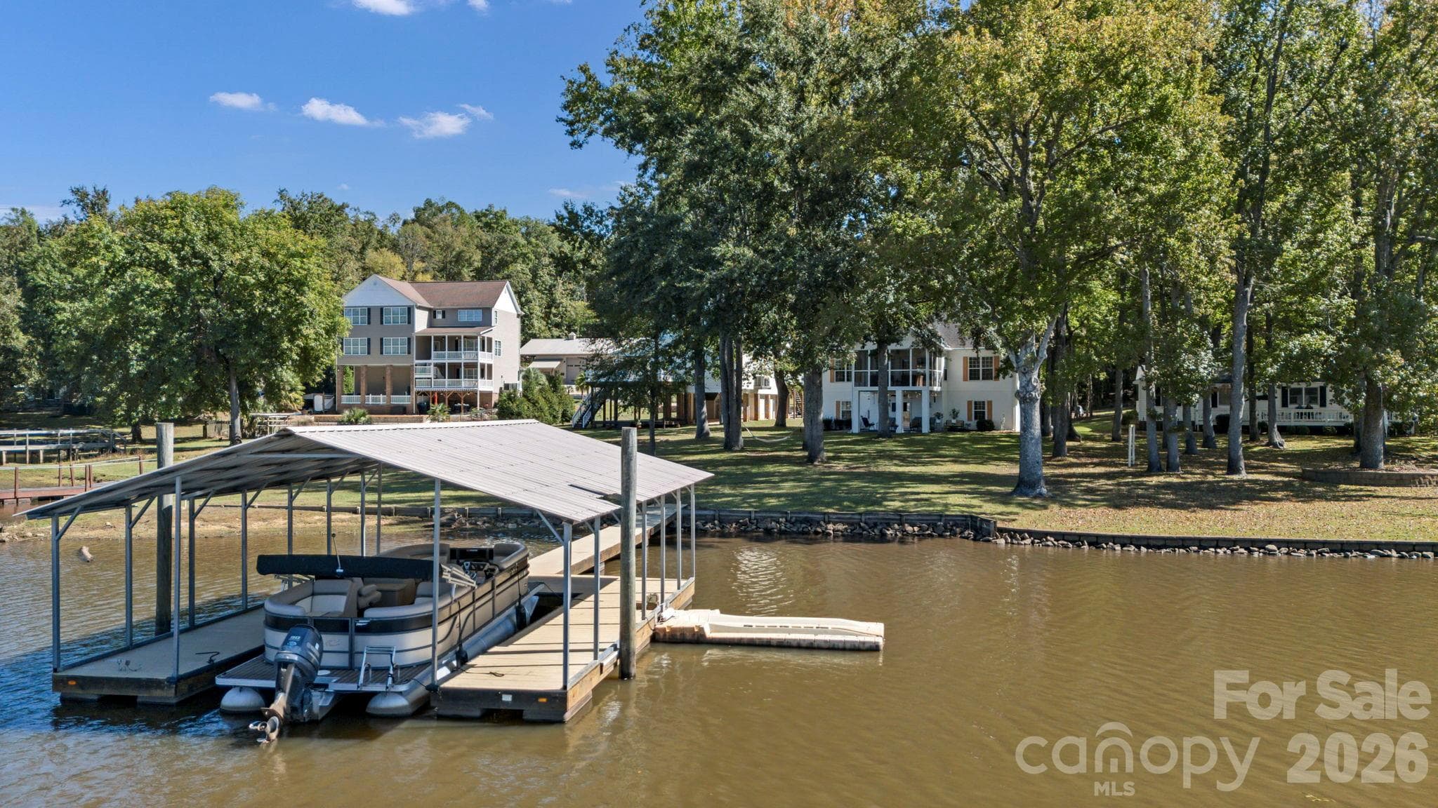 Floating Dock - 1960 White Road, Camden