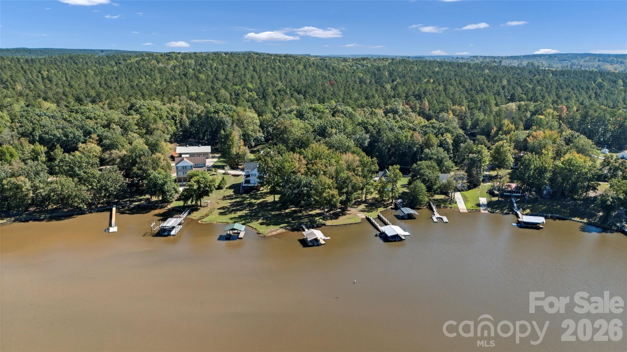 Lake Wateree - 1960 White Road, Camden