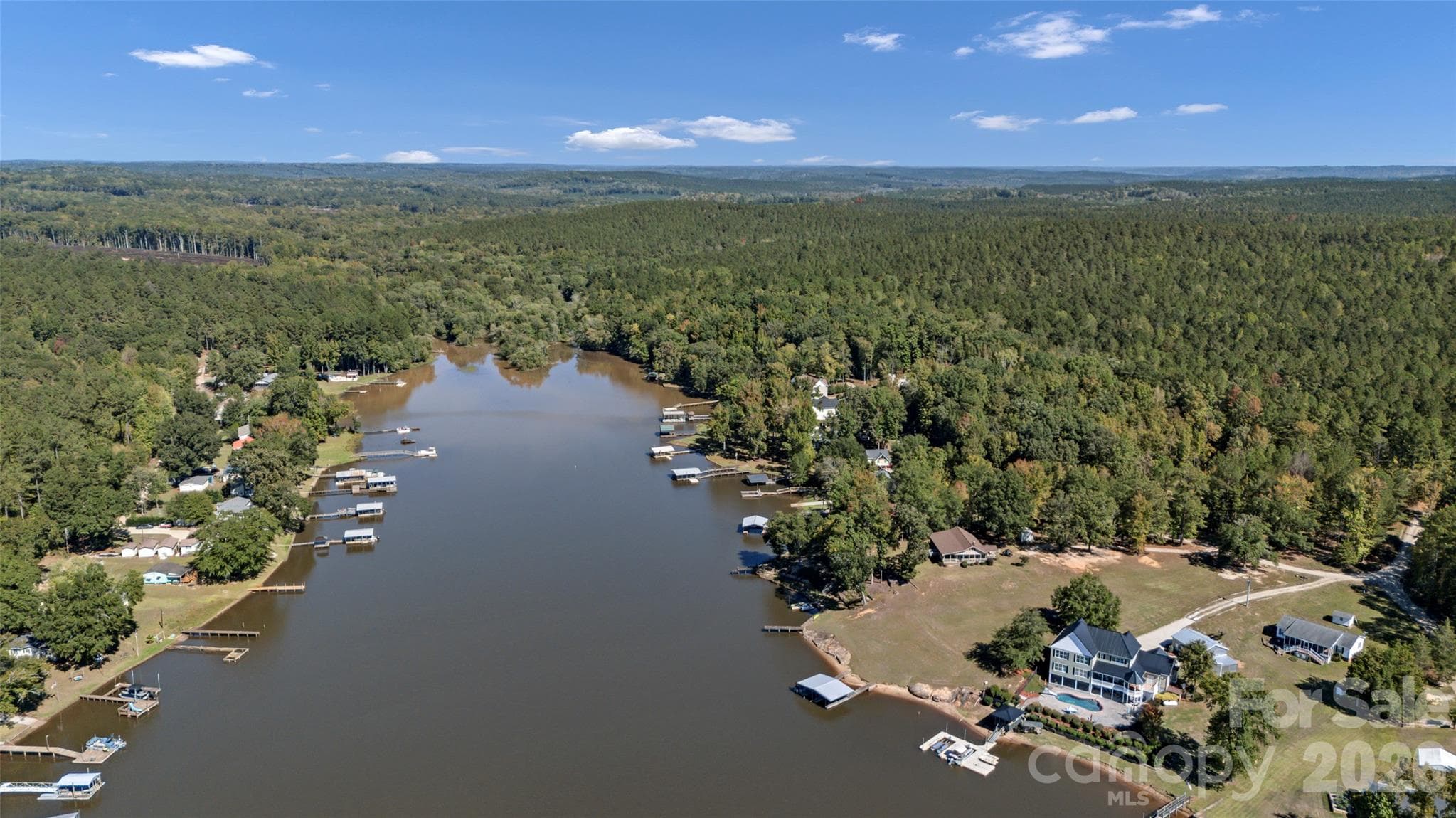 Lake Wateree - 1960 White Road, Camden