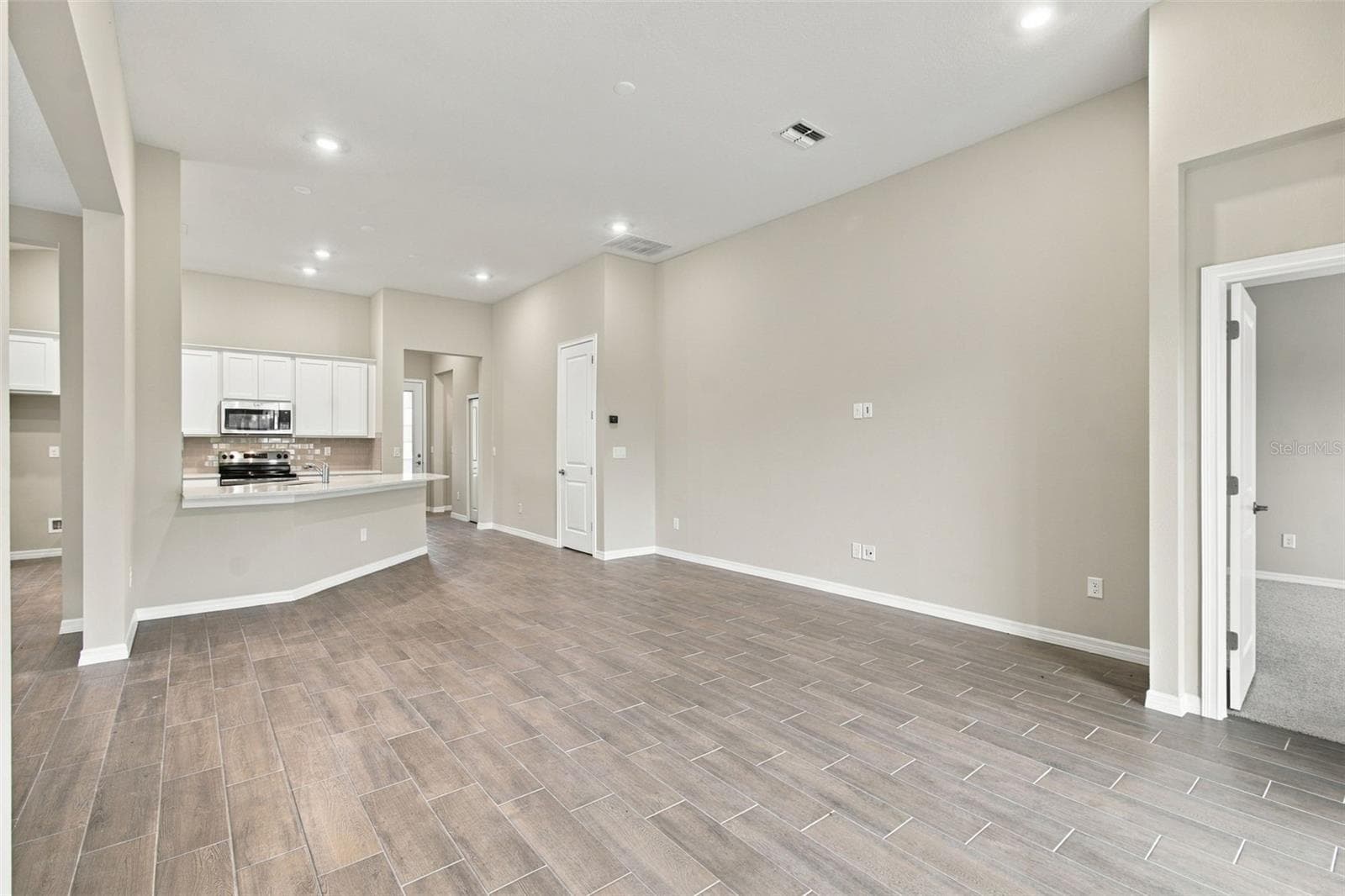 Single Family Residence at 1247 HONEYCOMB PL, SEFFNER, photo 15 of 26