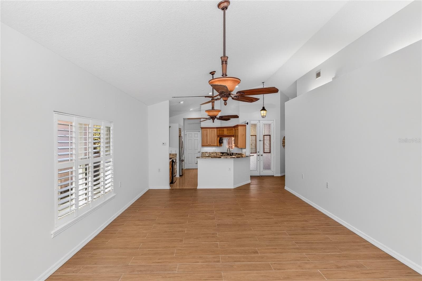 Single Family Residence at 8023 SAINT ANDREWS WAY, MOUNT DORA, photo 9 of 34