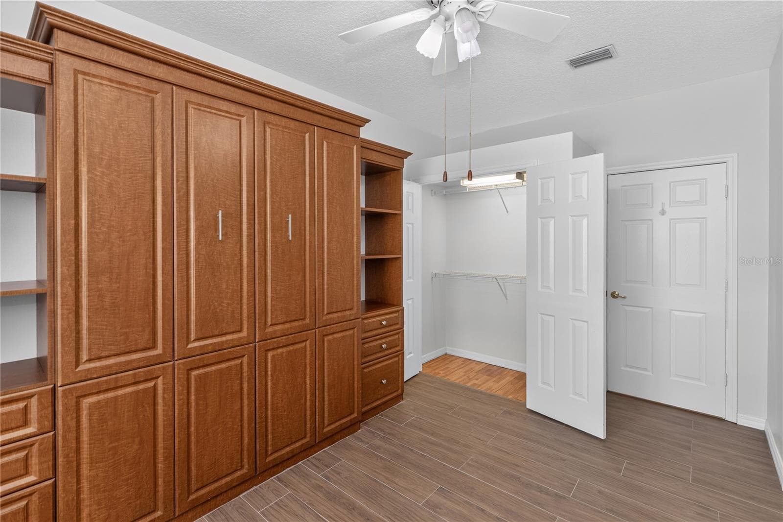 Single Family Residence at 8023 SAINT ANDREWS WAY, MOUNT DORA, photo 15 of 34