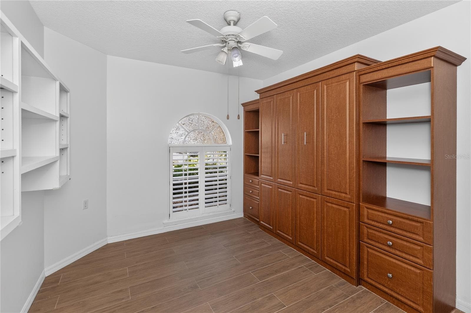 Single Family Residence at 8023 SAINT ANDREWS WAY, MOUNT DORA, photo 16 of 34
