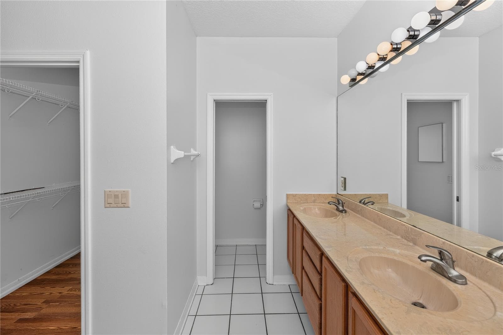 Single Family Residence at 8023 SAINT ANDREWS WAY, MOUNT DORA, photo 20 of 34