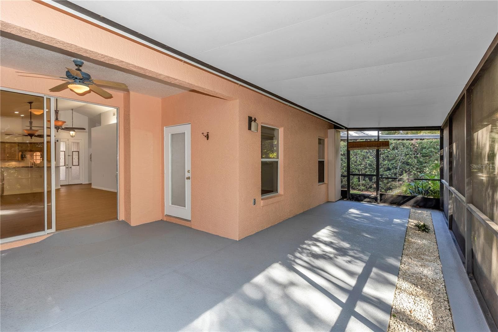 Single Family Residence at 8023 SAINT ANDREWS WAY, MOUNT DORA, photo 25 of 34