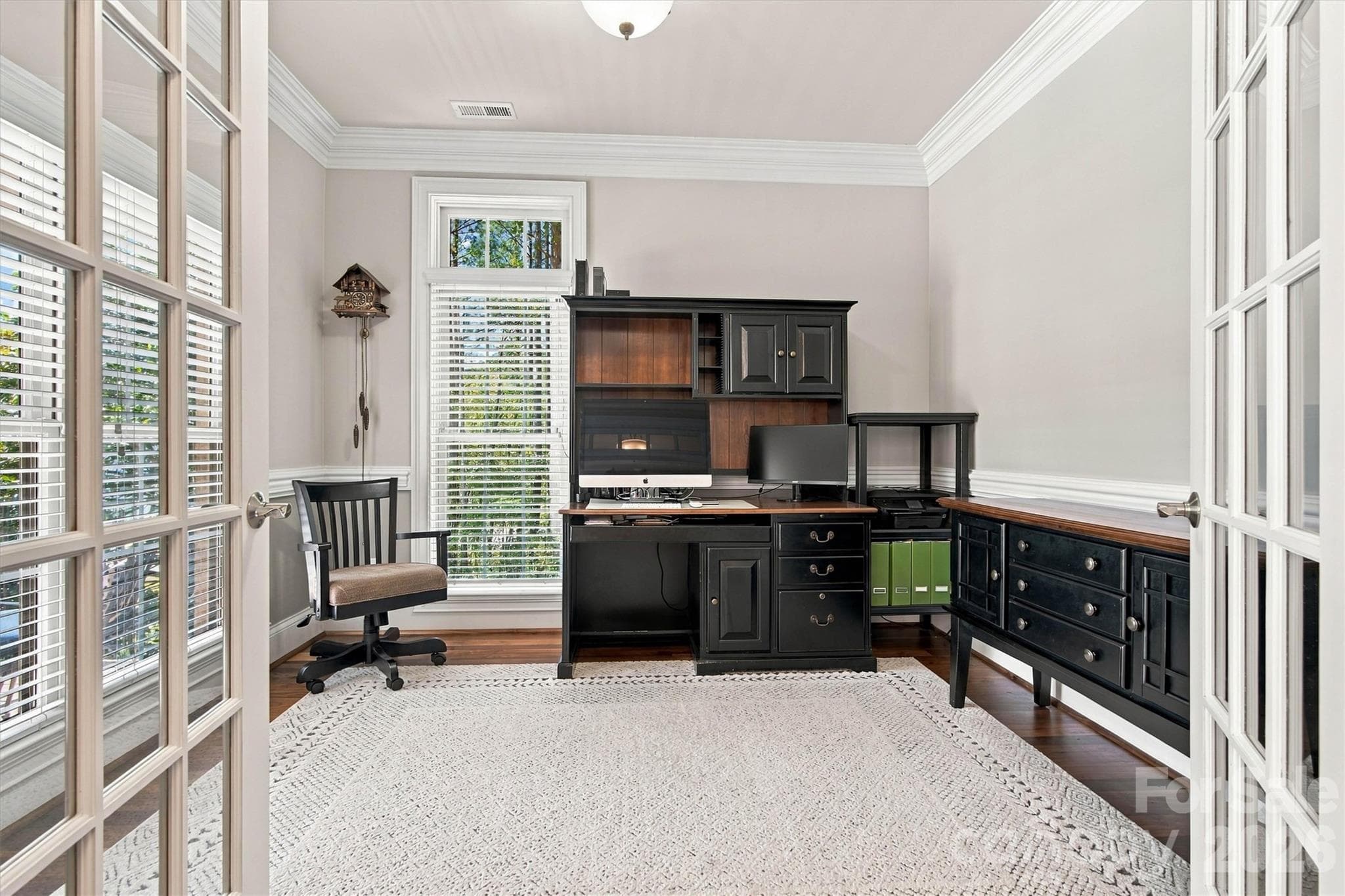 Single Family Residence at 7365 Thornblade Court, Denver, photo 10 of 38