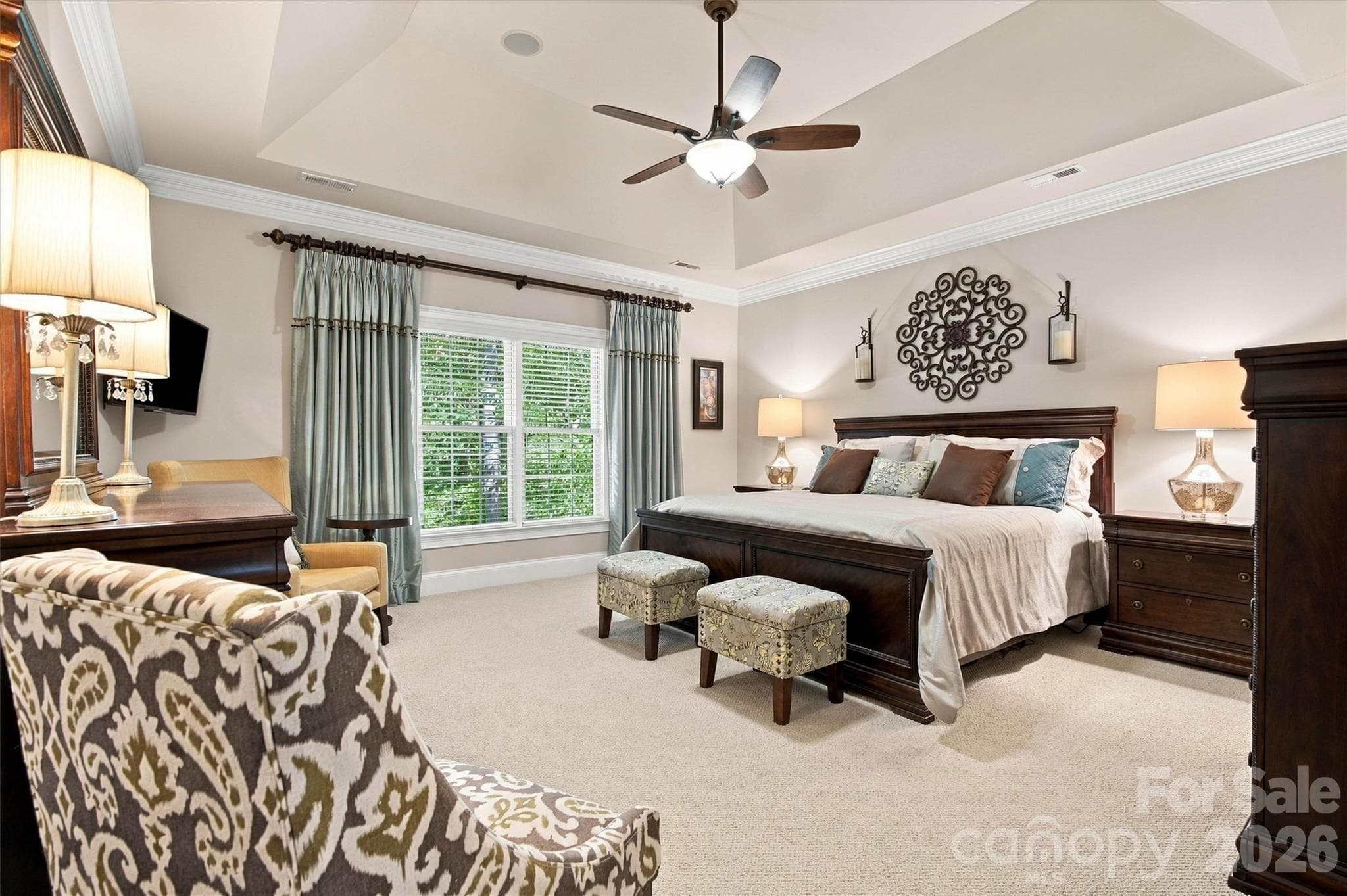 Single Family Residence at 7365 Thornblade Court, Denver, photo 11 of 38