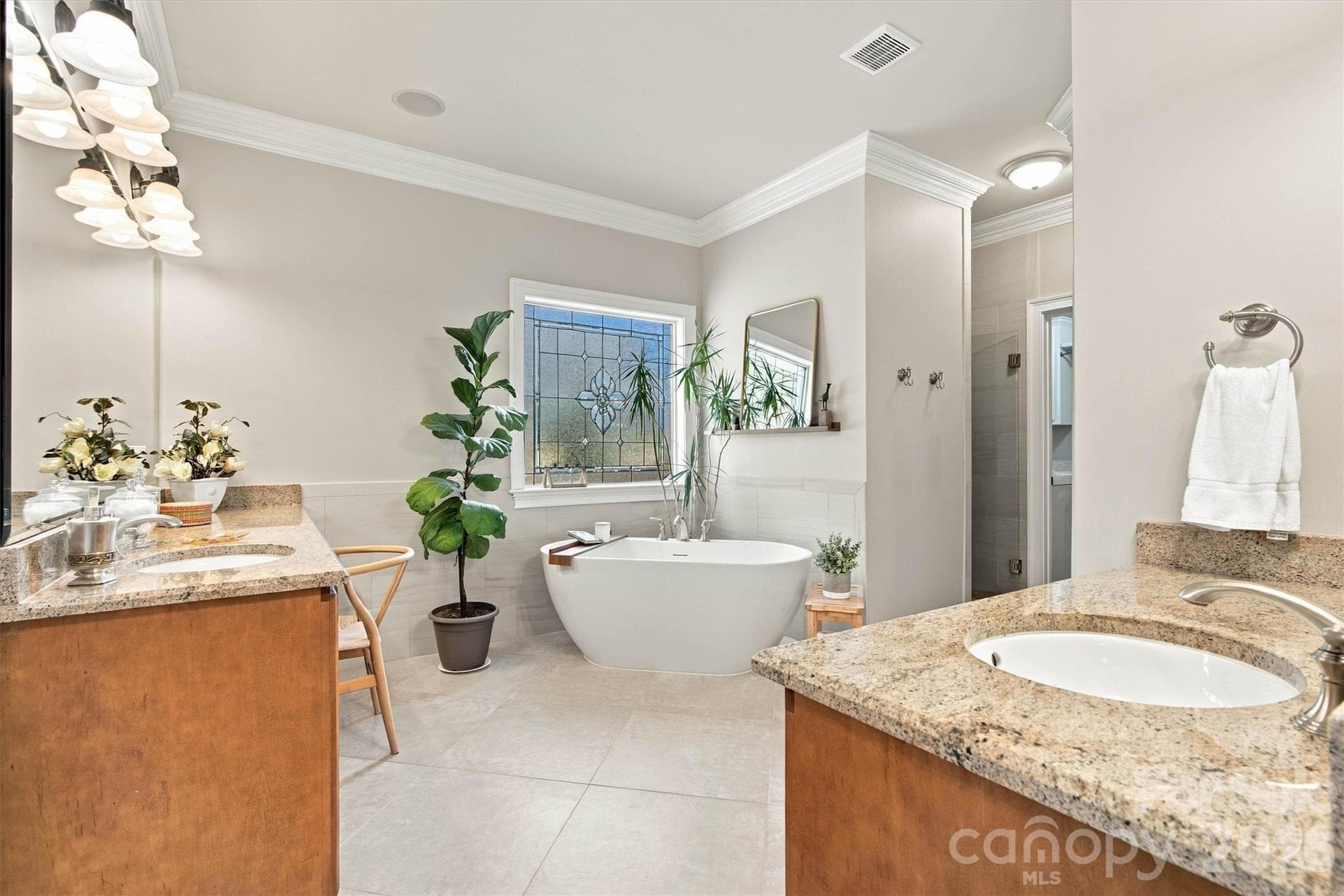 Single Family Residence at 7365 Thornblade Court, Denver, photo 13 of 38