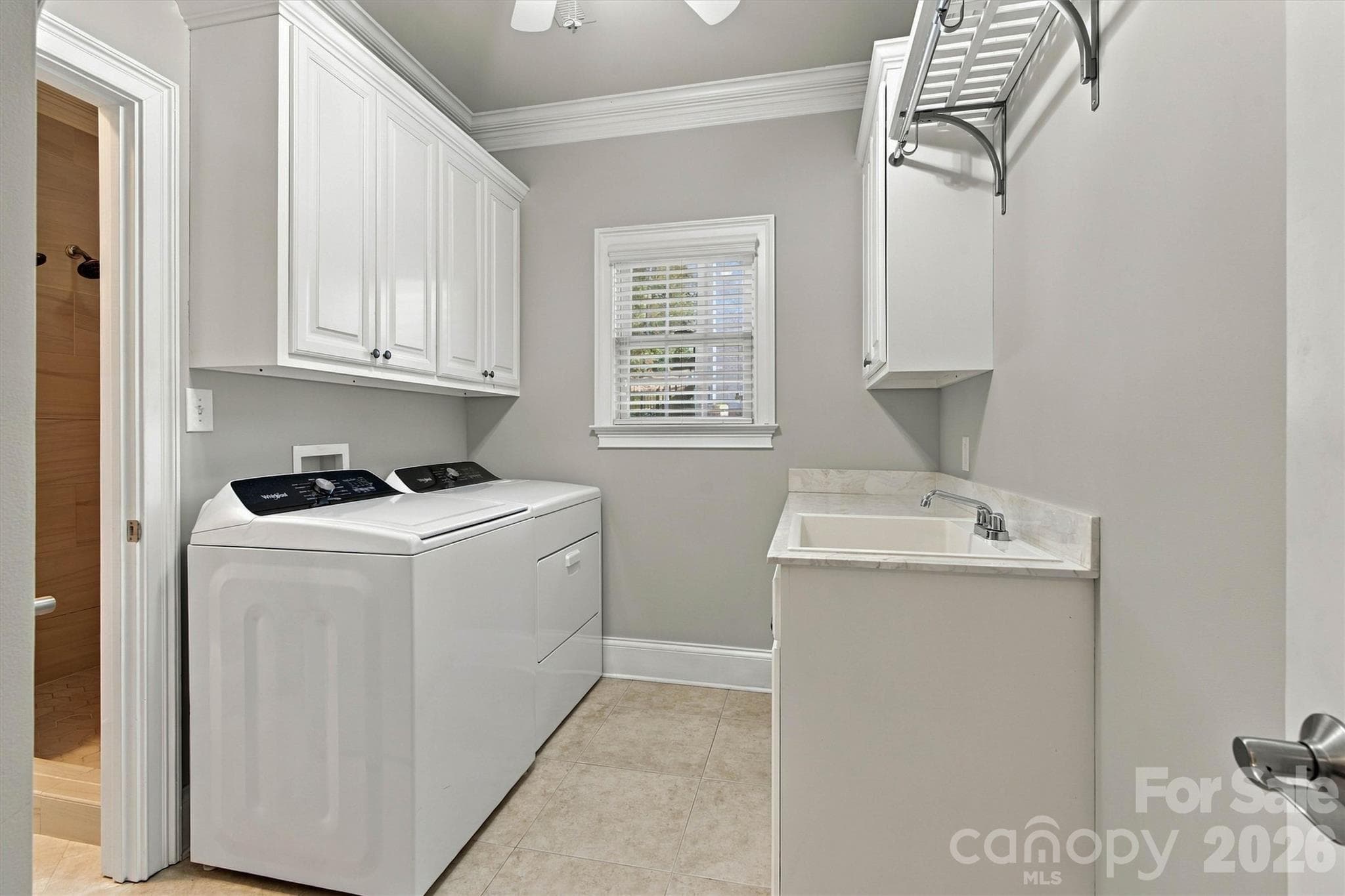 Single Family Residence at 7365 Thornblade Court, Denver, photo 27 of 38