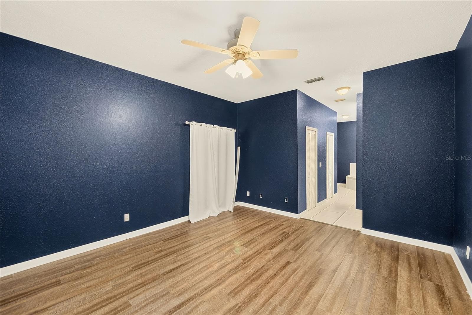 Single Family Residence at 209 WHITE CLIFF BLVD, AUBURNDALE, photo 19 of 61