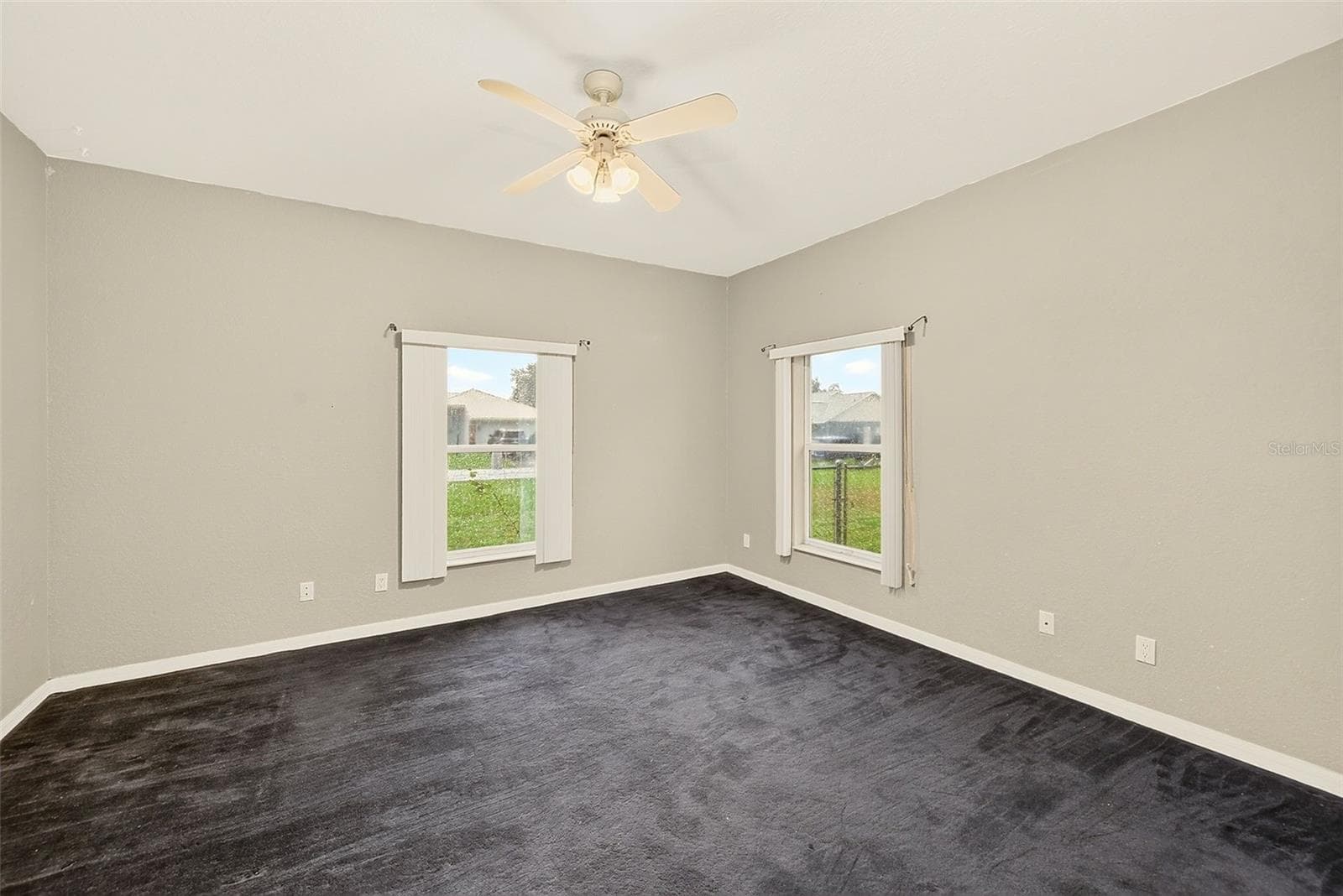 Single Family Residence at 209 WHITE CLIFF BLVD, AUBURNDALE, photo 27 of 61