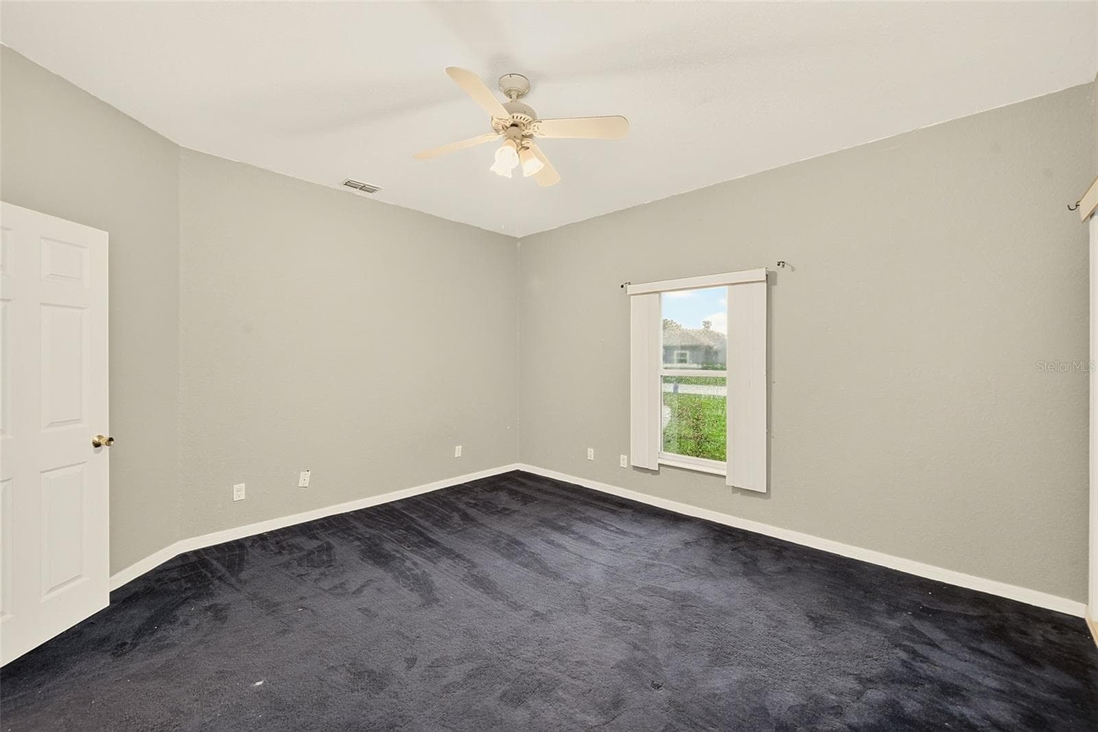 Single Family Residence at 209 WHITE CLIFF BLVD, AUBURNDALE, photo 28 of 61