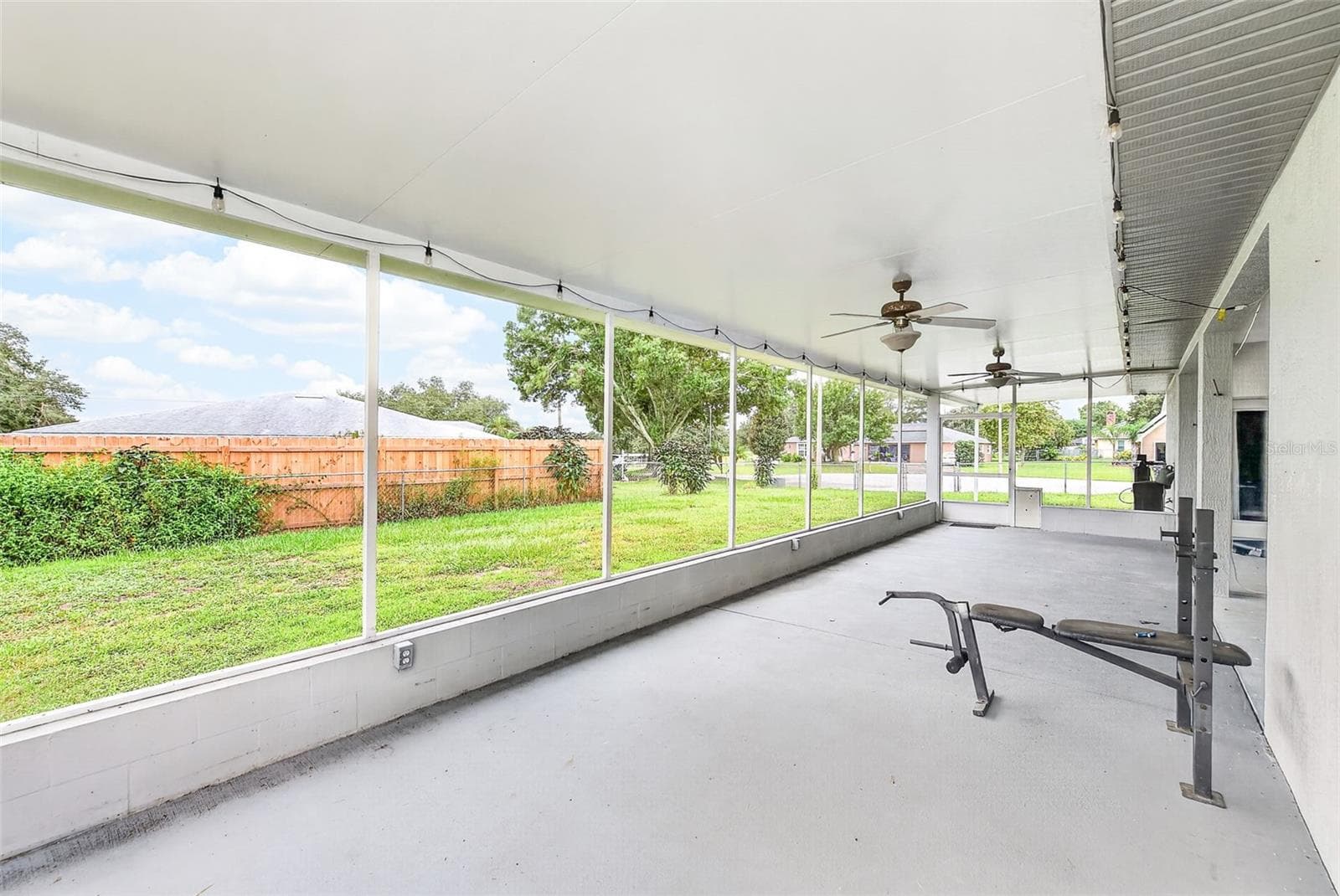 Single Family Residence at 209 WHITE CLIFF BLVD, AUBURNDALE, photo 32 of 61