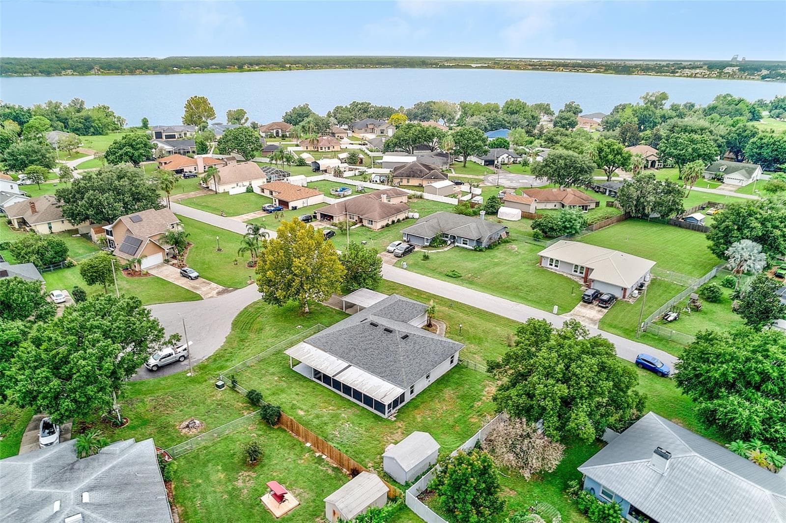 Single Family Residence at 209 WHITE CLIFF BLVD, AUBURNDALE, photo 57 of 61