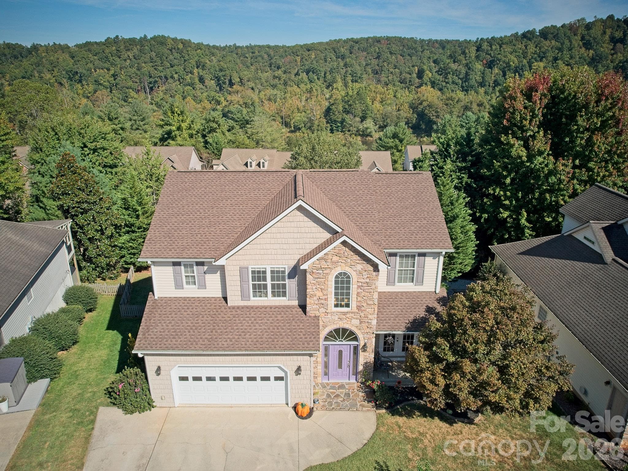 Single Family Residence at 230 Rivercrest Boulevard, Arden, photo 2 of 30