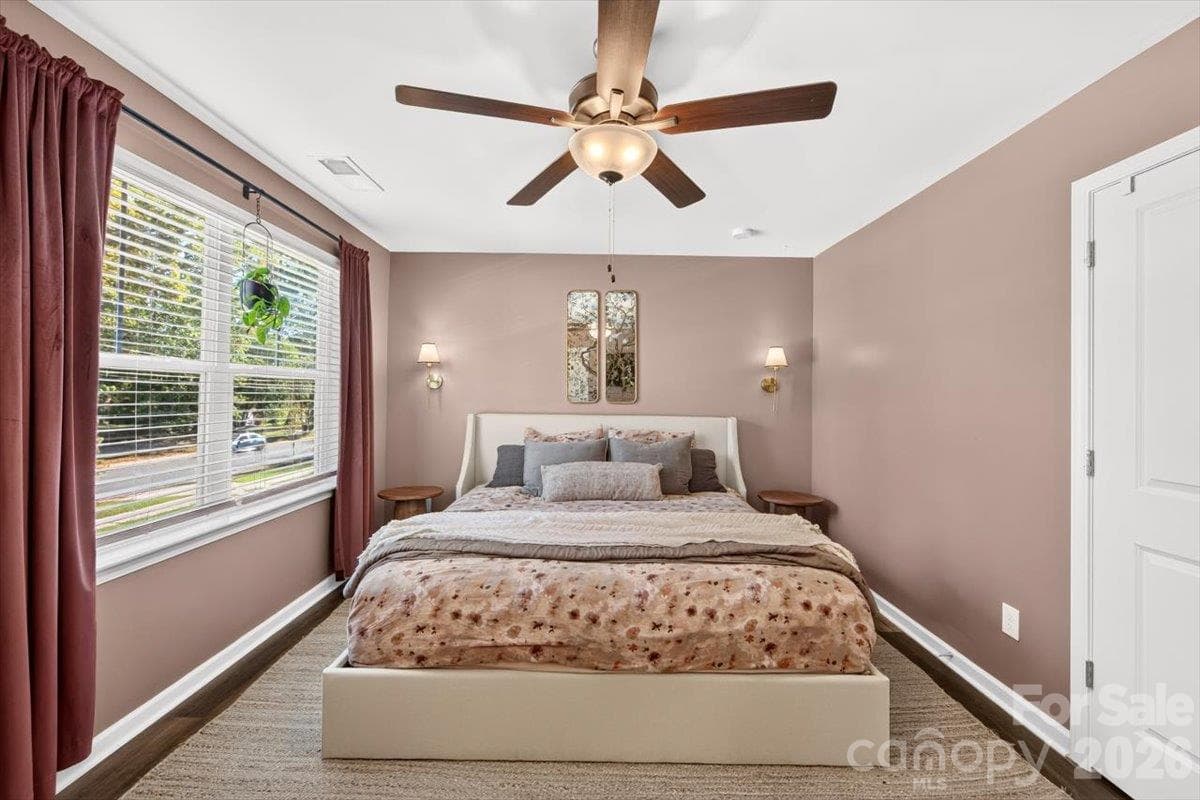 Single Family Residence at 1816 Purser Drive, Charlotte, photo 29 of 41