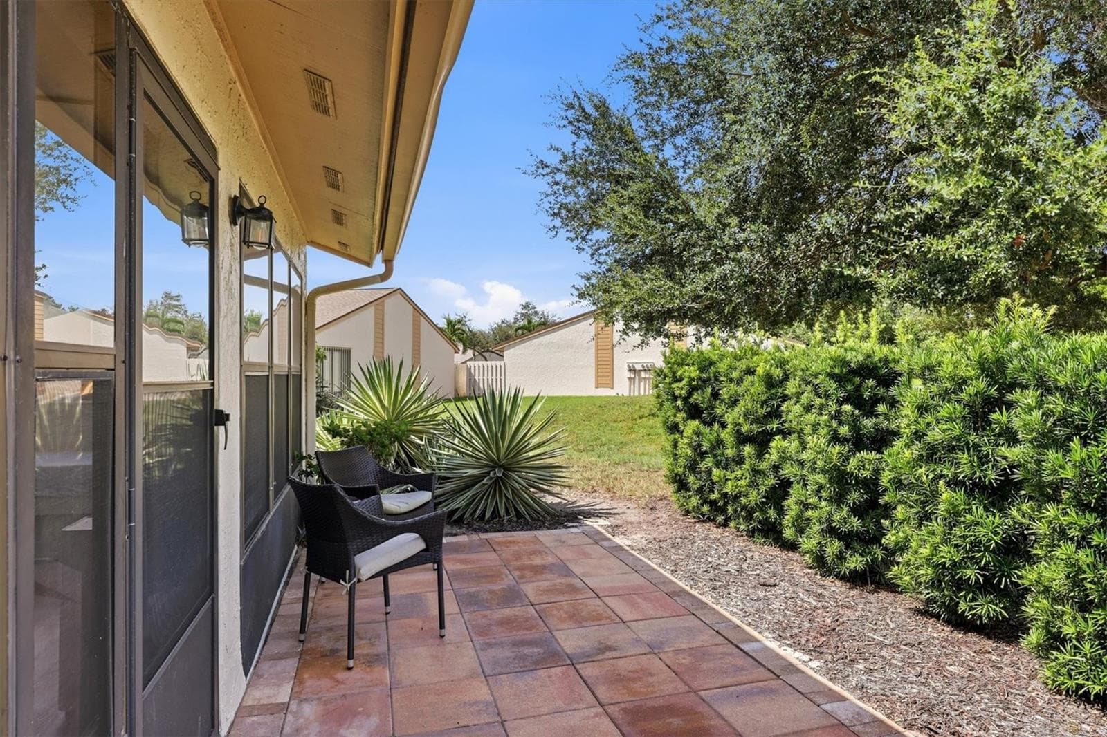 Backyard outdoor Patio - 2906 63RD ST W #206, BRADENTON