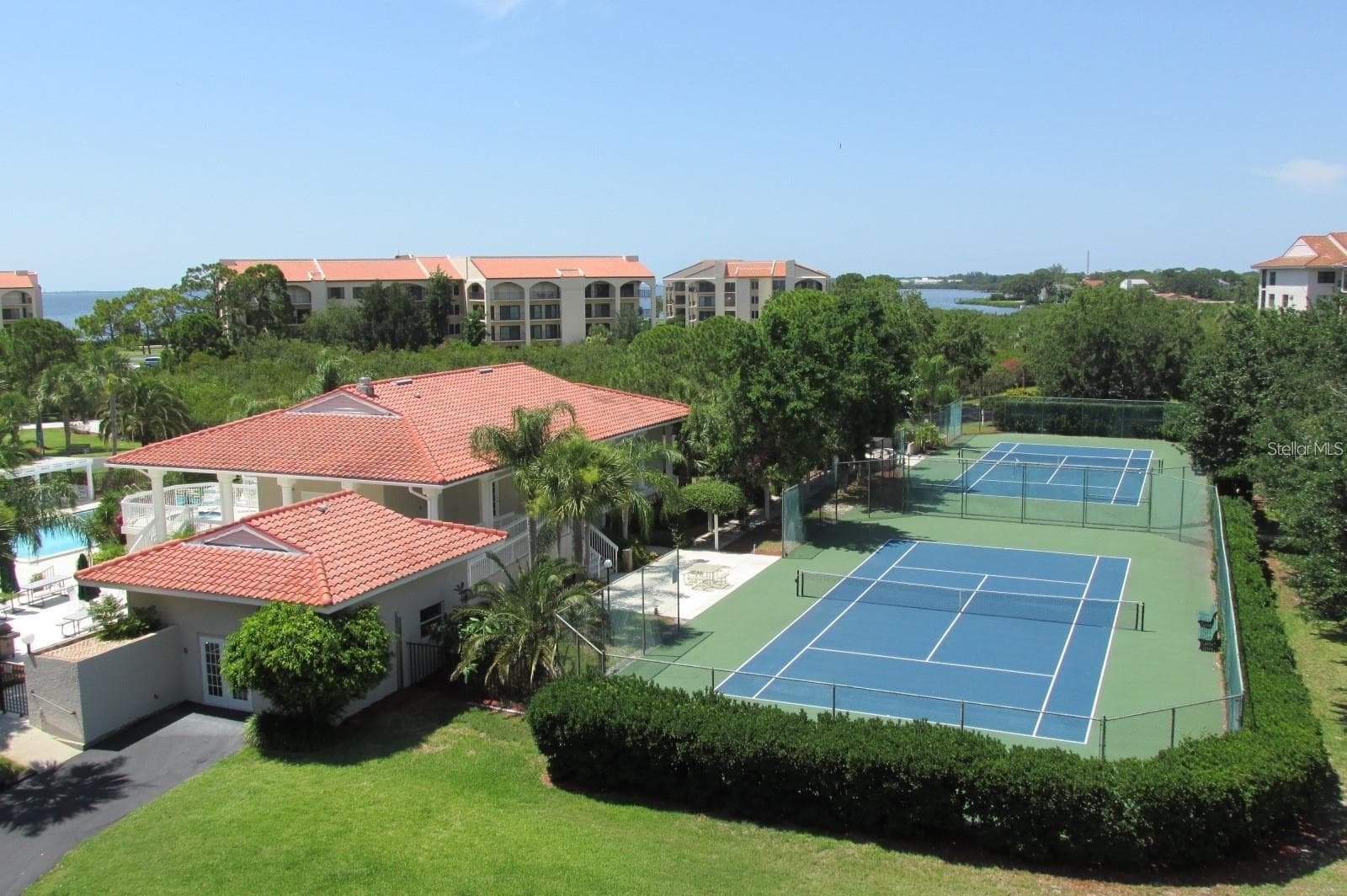 Tarpon Cove tennis courts, clubhouse and fitness center. - 1806 MARINER DR #318, TARPON SPRINGS