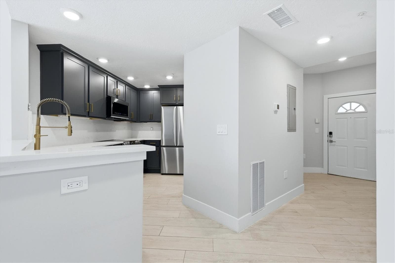 Condominium at 5711 BENTGRASS DR #19-102, SARASOTA, photo 8 of 66