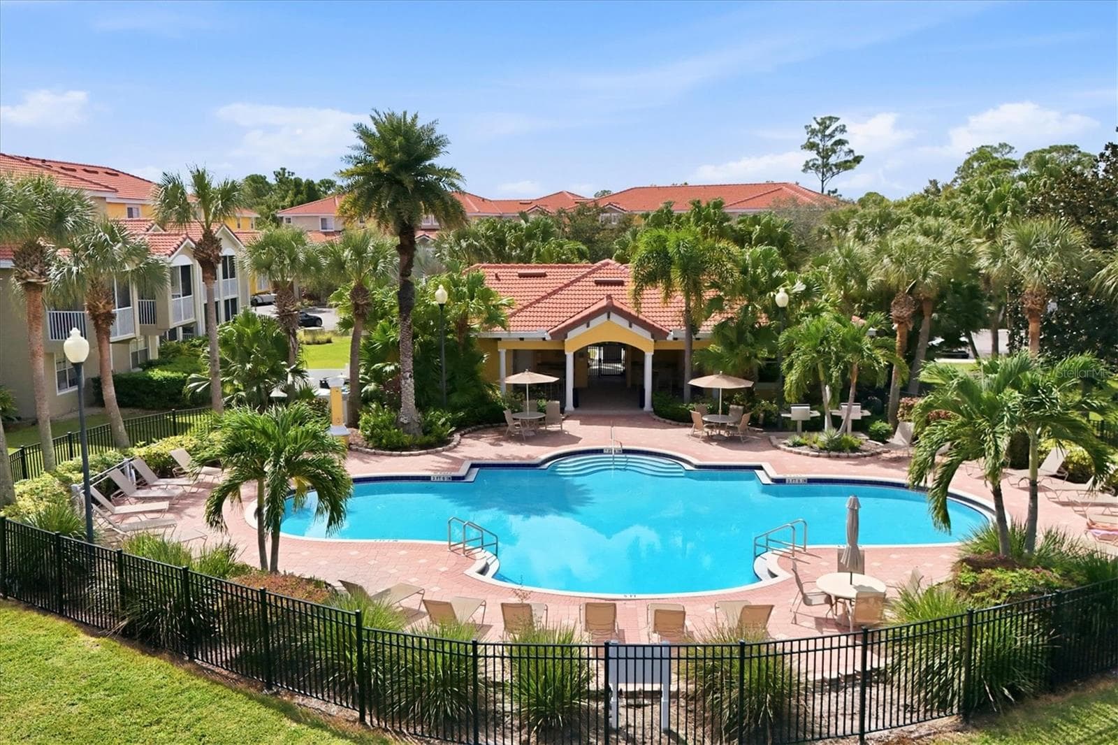 Condominium at 5711 BENTGRASS DR #19-102, SARASOTA, photo 51 of 66