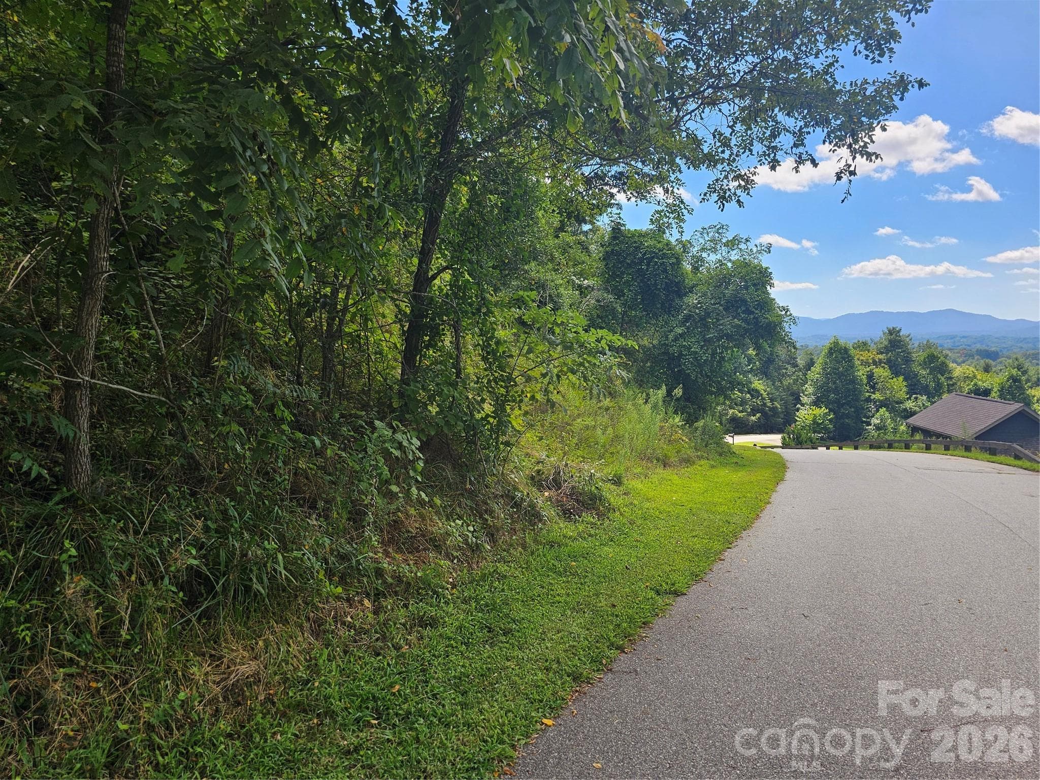 Destination Dr. Frontage - Asheville