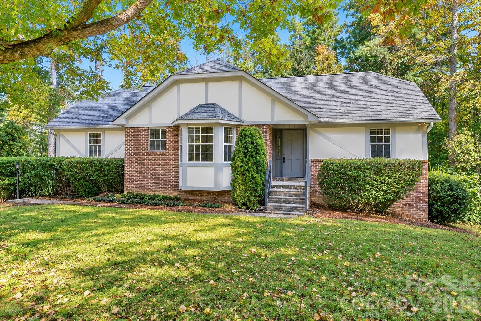 3111 Essex Path