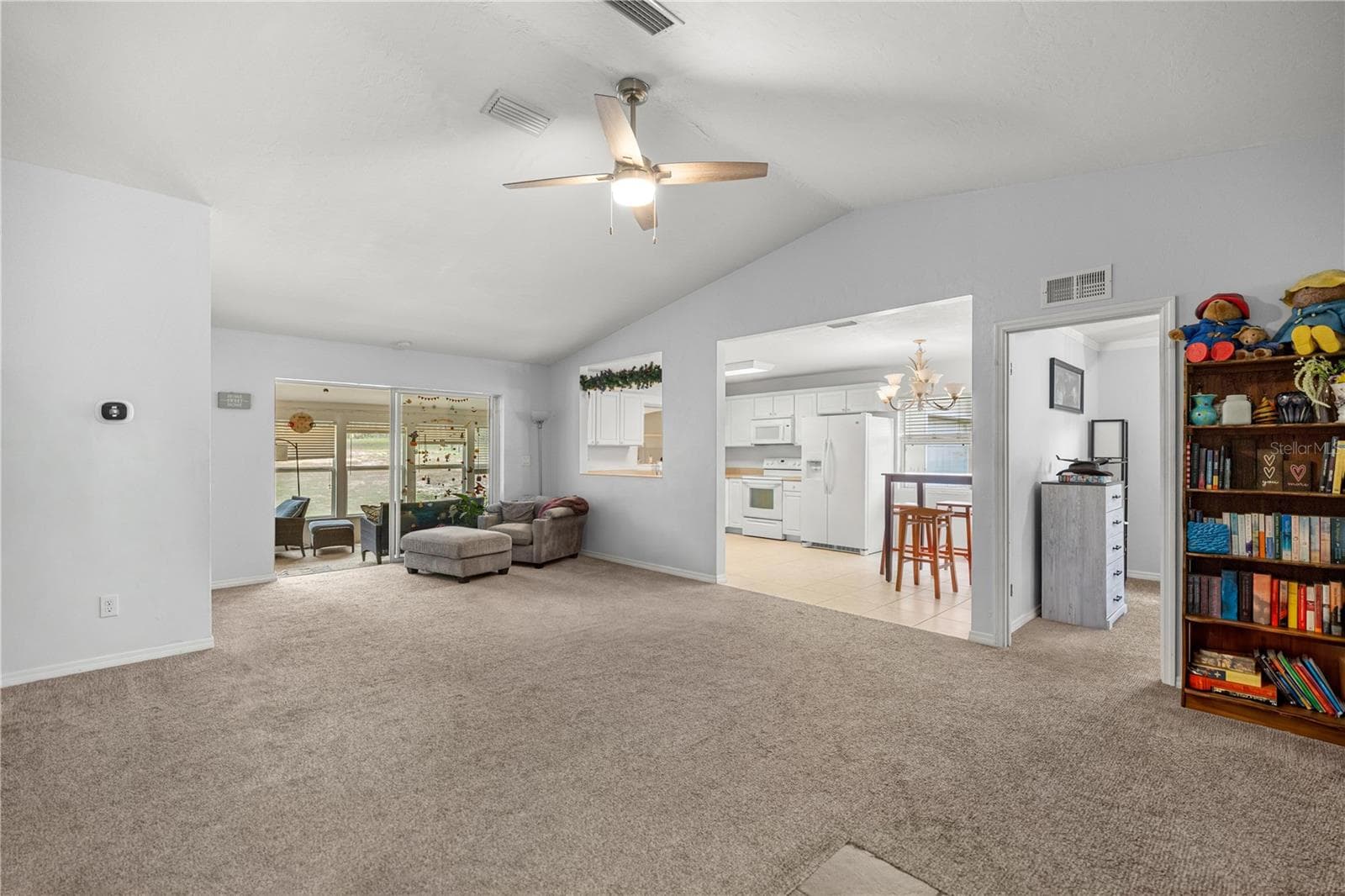 VIRTUALLY UNSTAGED - 7910 SW 202ND CT, DUNNELLON
