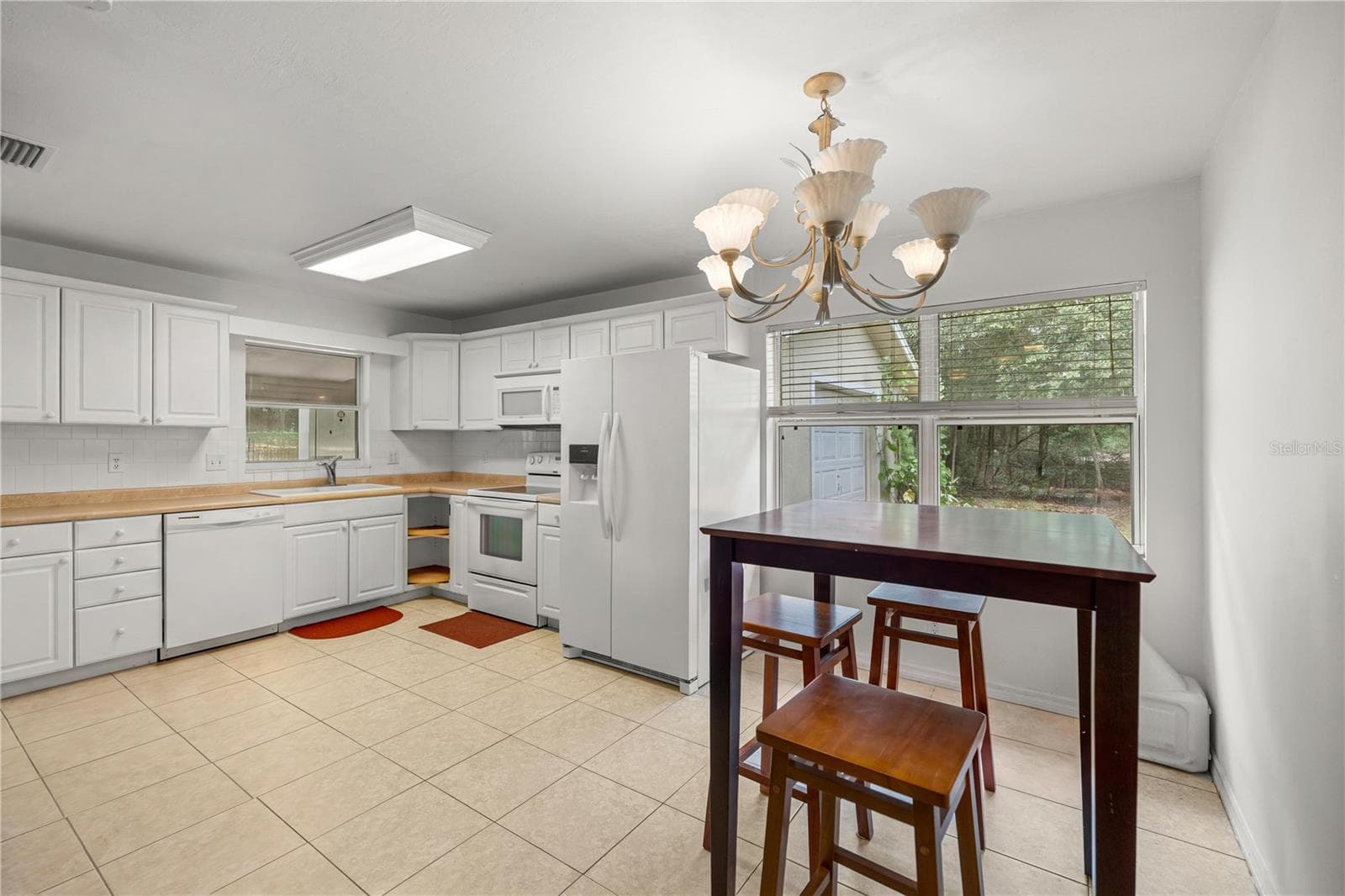 VIRTUALLY UNSTAGED - 7910 SW 202ND CT, DUNNELLON