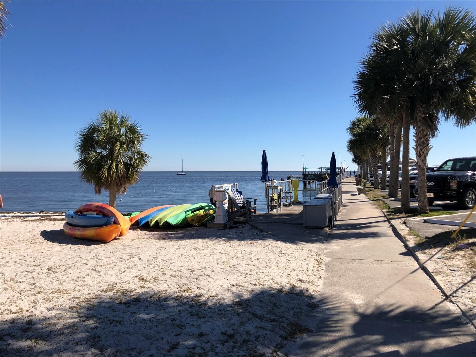 Cedar Key Public Beach 55 Minutes from property - 7910 SW 202ND CT, DUNNELLON