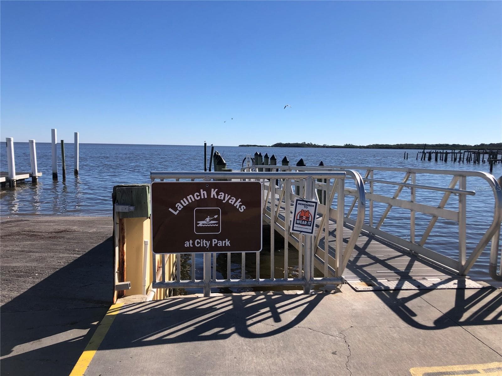 Cedar Key Public Beach boat ramp 55 Minutes from property - 7910 SW 202ND CT, DUNNELLON