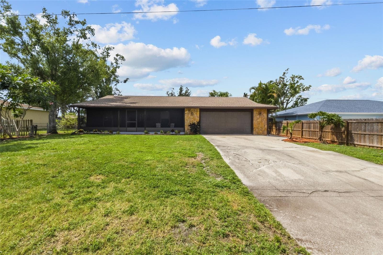 Single Family Residence at 848 GANTT AVE, SARASOTA, photo 2 of 34