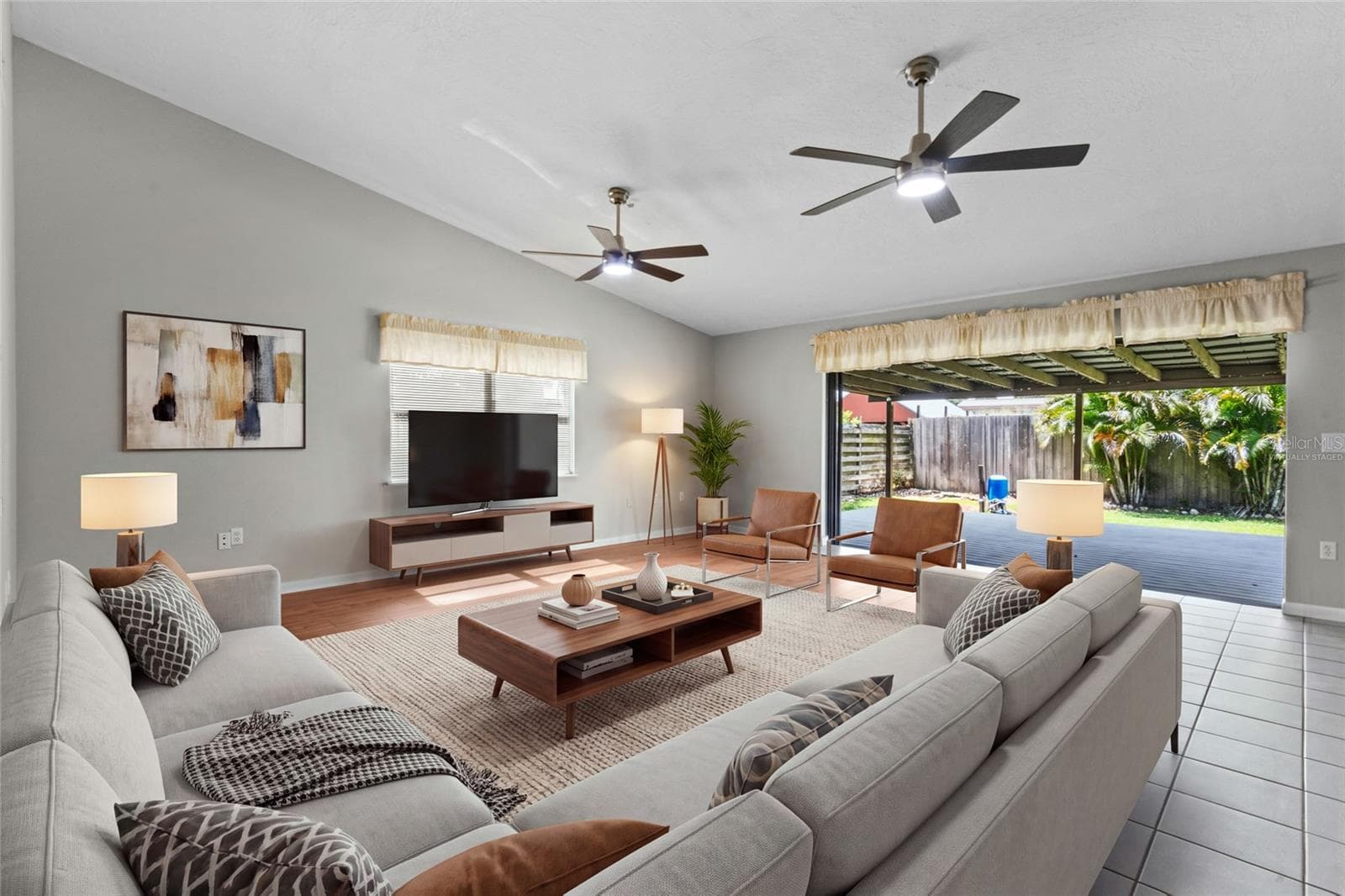 Virtually Staged - 848 GANTT AVE, SARASOTA