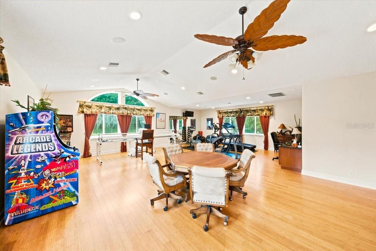 Extraordinary bonus room can be adapted to suit a variety of lifestyle needs. - 5513 KEELER OAK ST, LITHIA