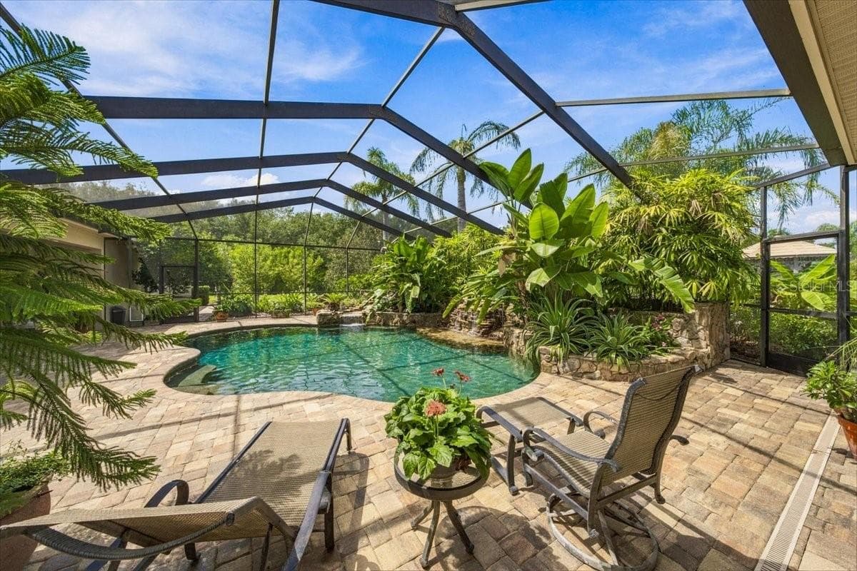 Fully fenced .66-acre property provides privacy and generous outdoor space. - 5513 KEELER OAK ST, LITHIA