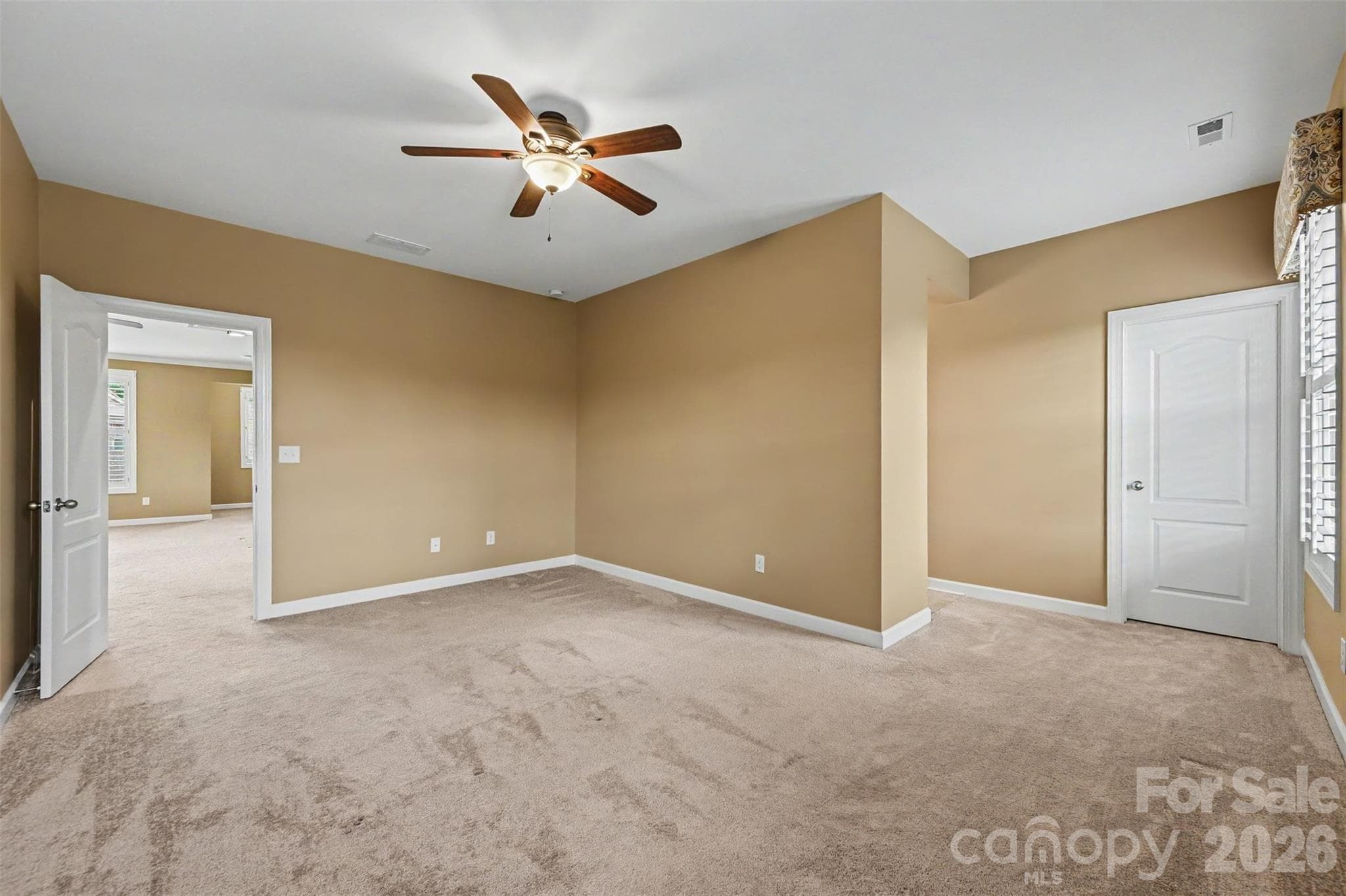 Single Family Residence at 831 Tyne Drive, Fort Mill, photo 22 of 48
