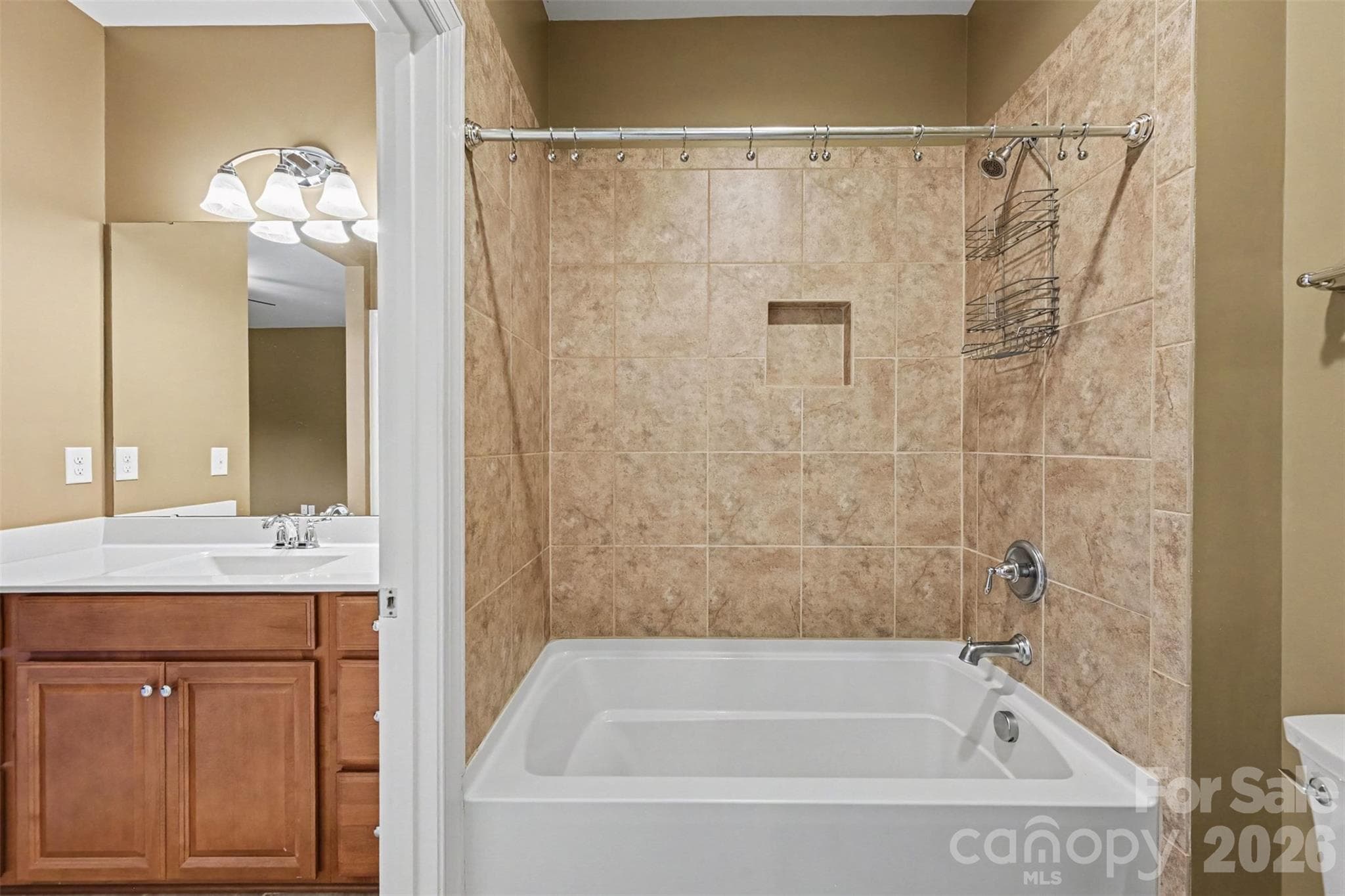 Single Family Residence at 831 Tyne Drive, Fort Mill, photo 25 of 48