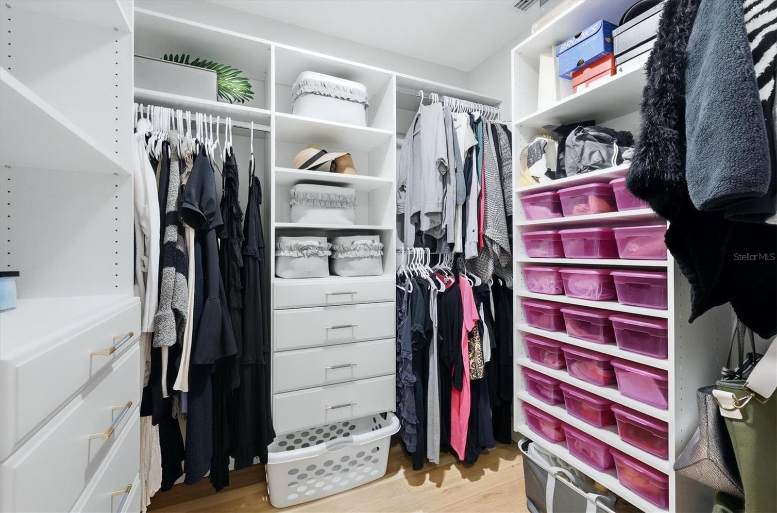 Walkin in closet - 2141 HARBOURSIDE DR #1203, LONGBOAT KEY