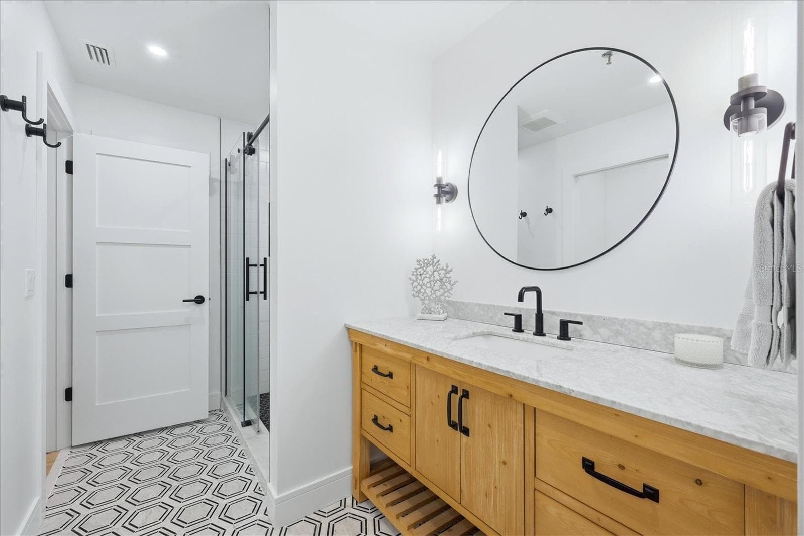 Full Bath - 2141 HARBOURSIDE DR #1203, LONGBOAT KEY