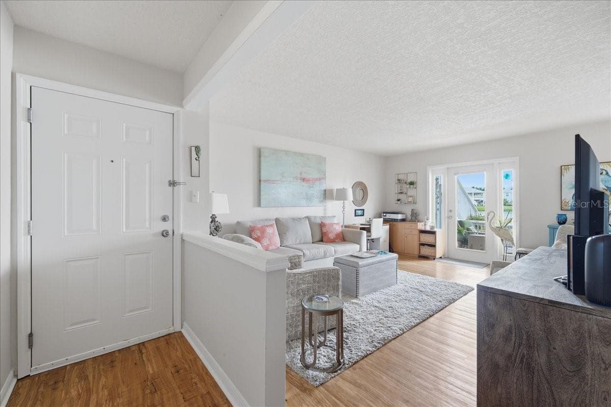 Condominium at 111 SEAHORSE DR SE #B, ST PETERSBURG, photo 3 of 63