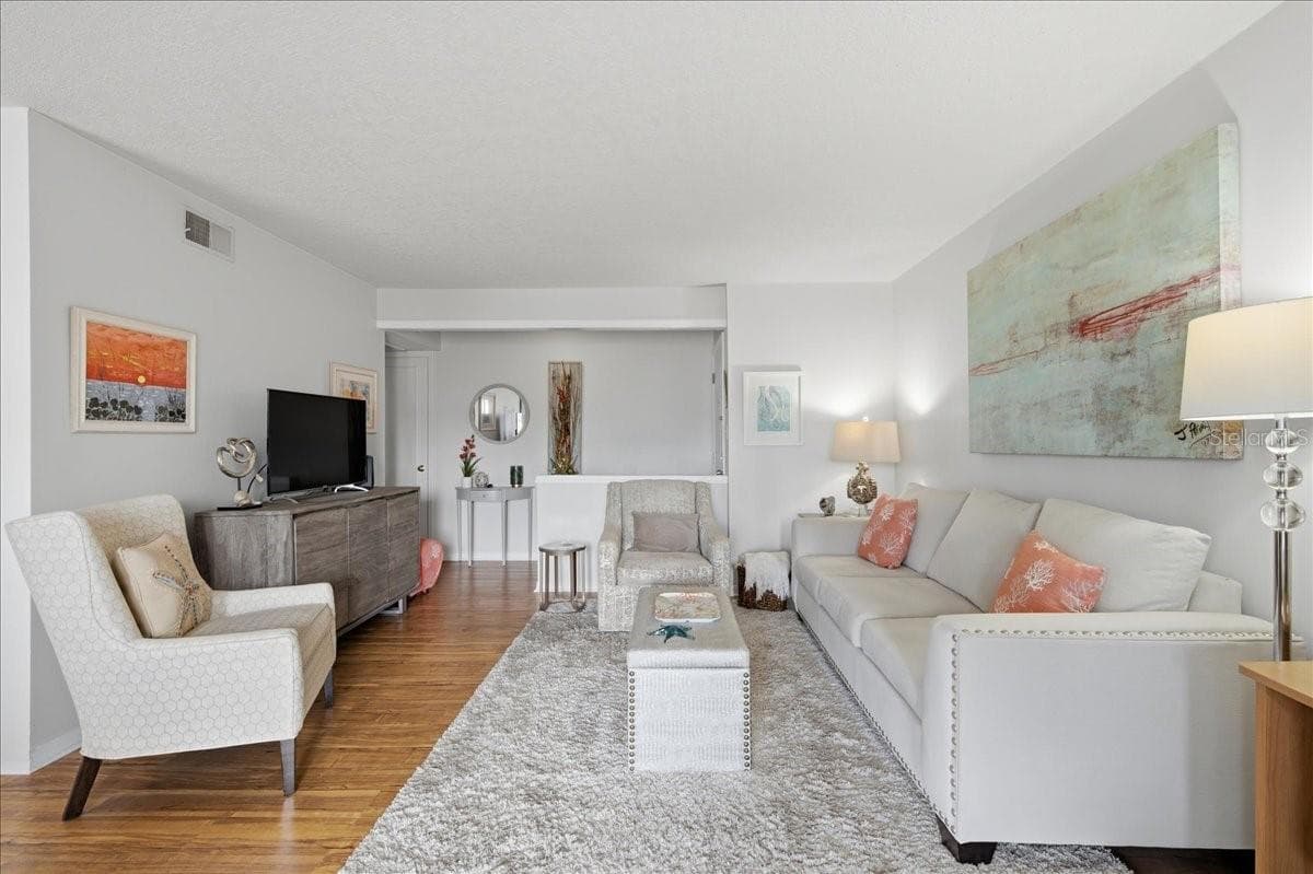 Condominium at 111 SEAHORSE DR SE #B, ST PETERSBURG, photo 13 of 63
